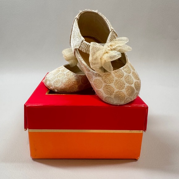 Kate Spade // Gold Infant Shoes, Size 3-6M - Picture 3 of 10